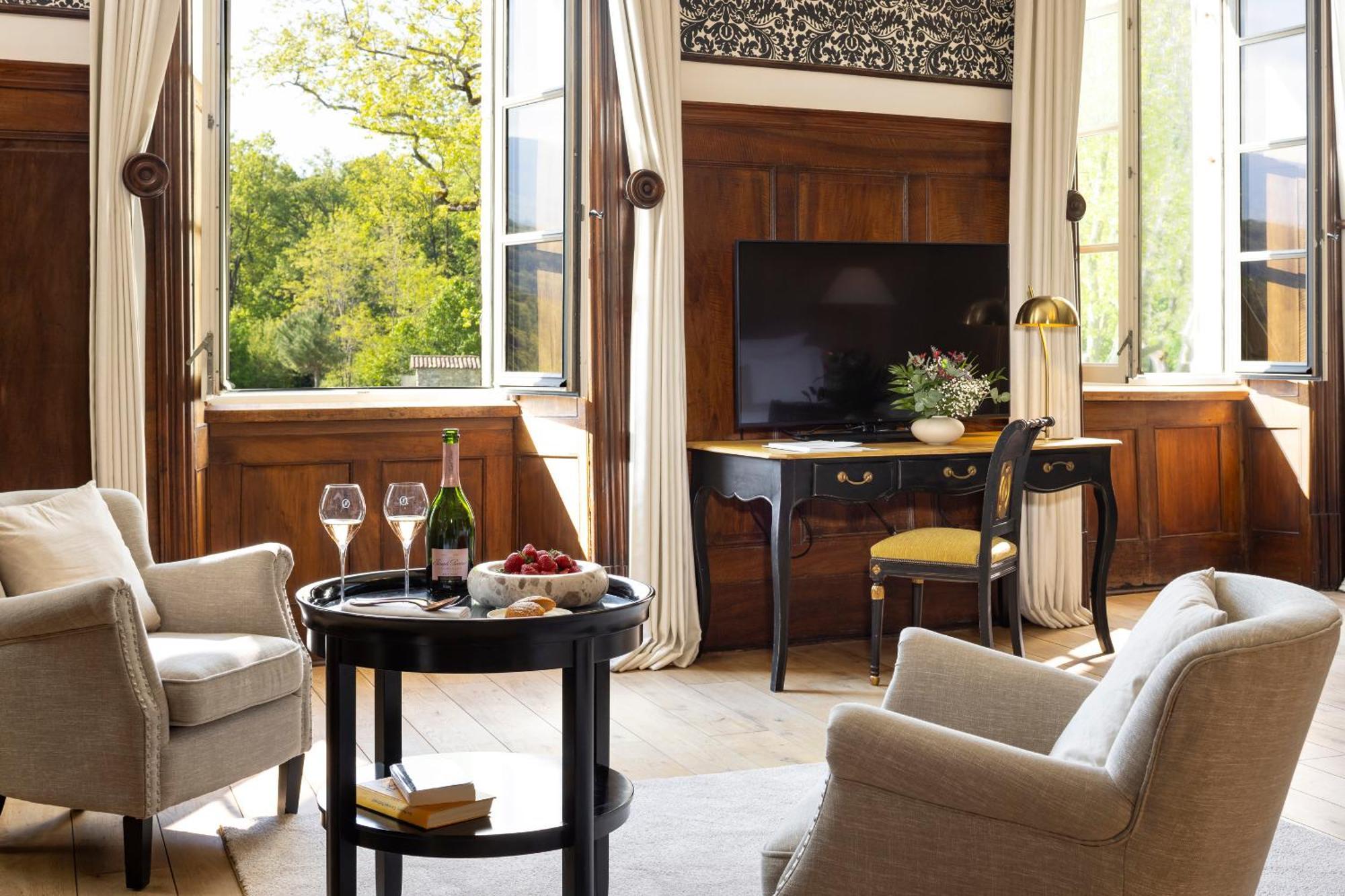 Chateau Les Oliviers De Salettes Charols Екстер'єр фото